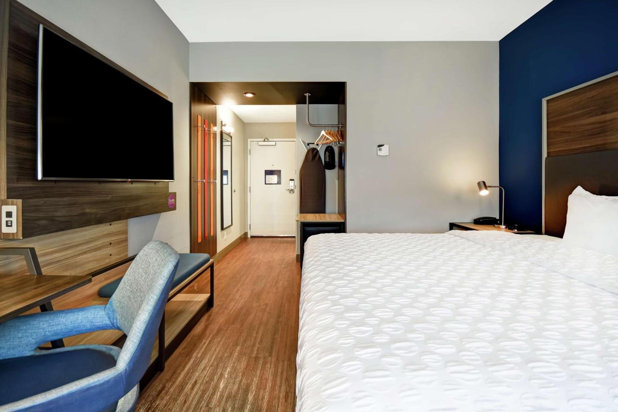 Tru By Hilton Cincinnati Airport South Florence Exterior foto